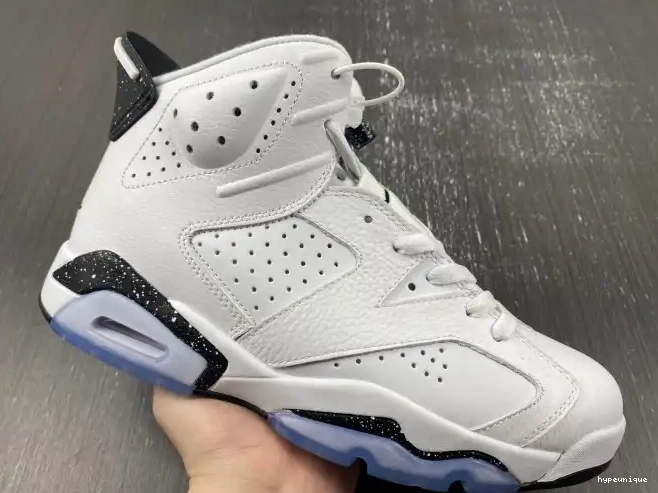 HYPE Jordan Oreo CT8529-112 6 Reverse Air 0424